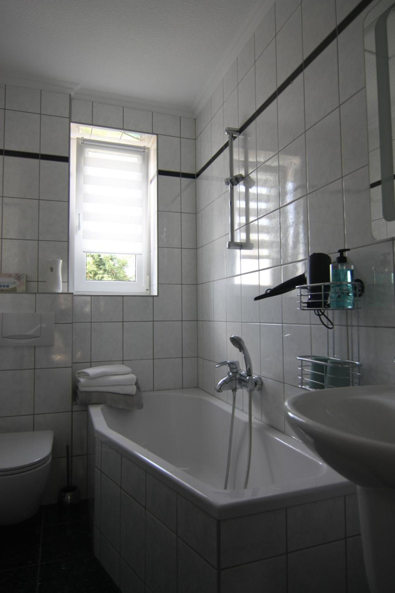 Wohnung In Stadtvilla, Dessau-Ziebigk エクステリア 写真