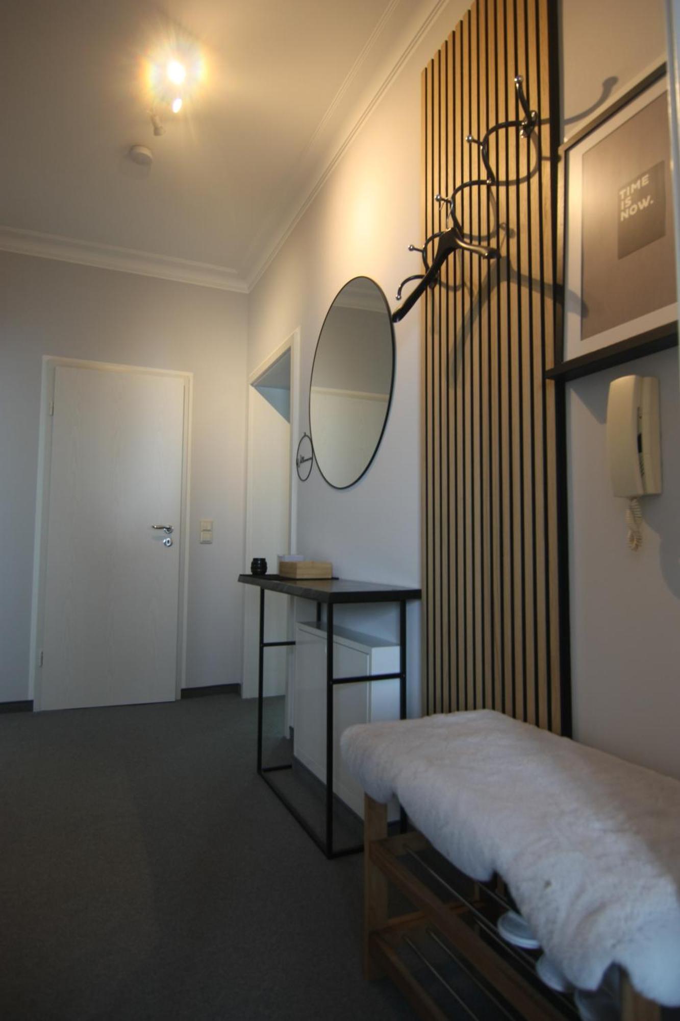 Wohnung In Stadtvilla, Dessau-Ziebigk エクステリア 写真